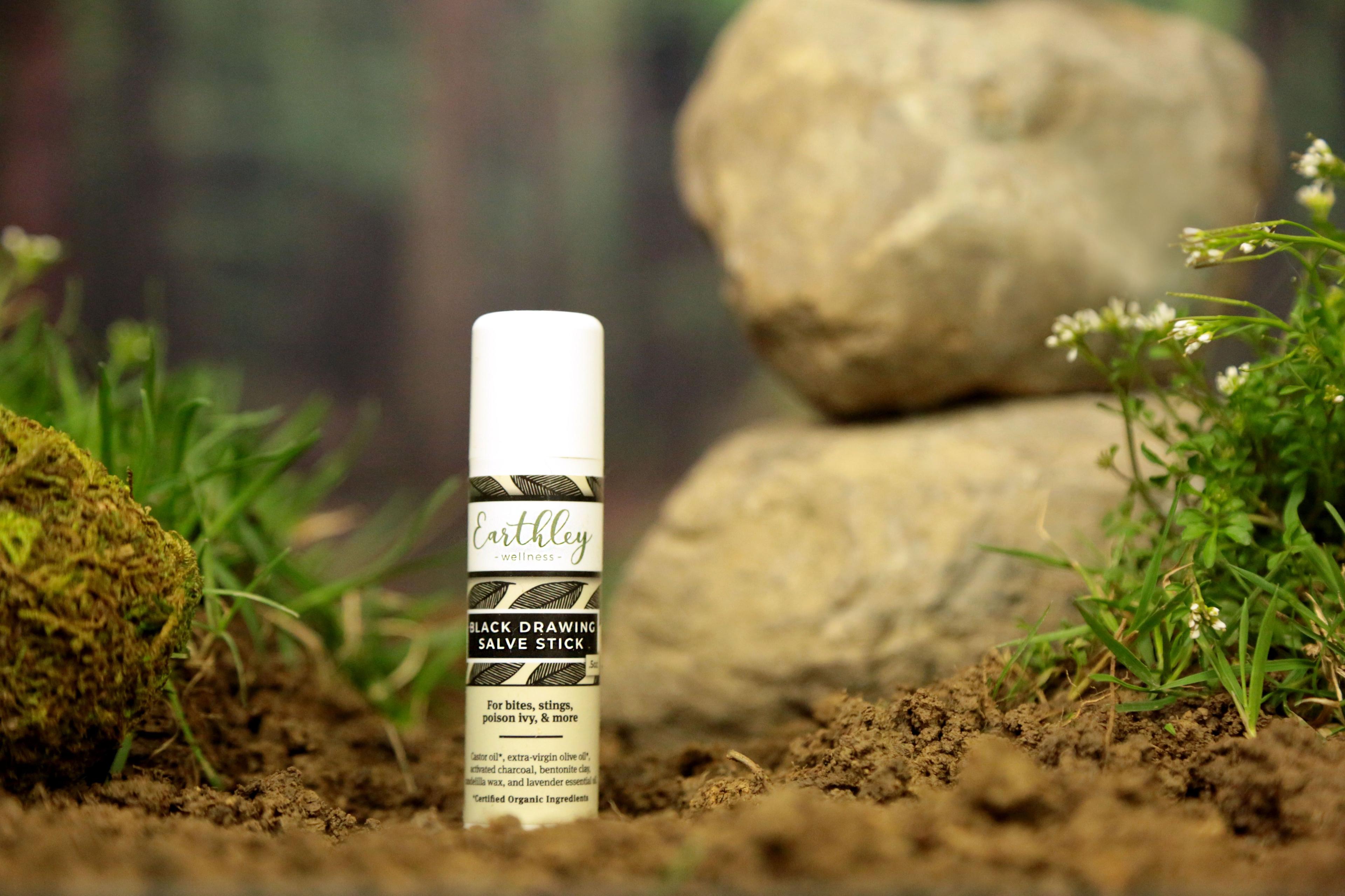 Earthley black drawing salve 831A0953 product displayed on clean background