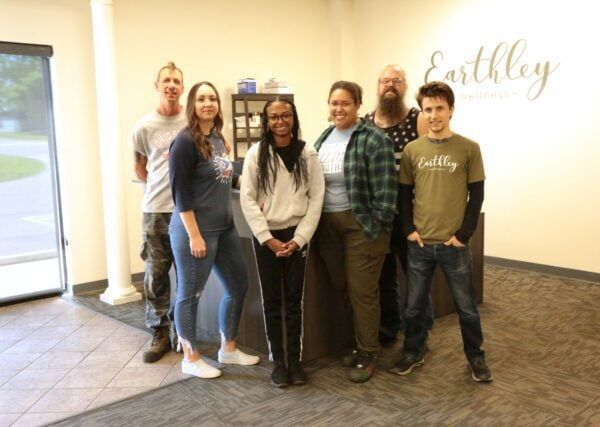 earthley.yearbook.2023.support.staff_.831A0812 copy-600x427.jpg